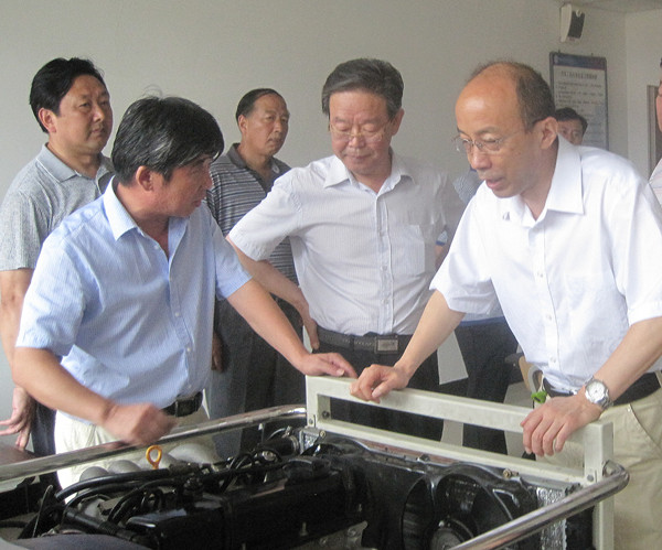 山东省教育厅总督学徐曙光莅临我院视察指导工